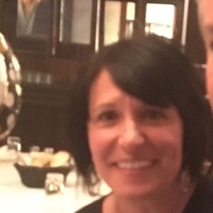 Meet your Posher, Gina